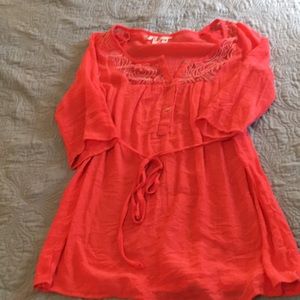 Maternity blouse size medium